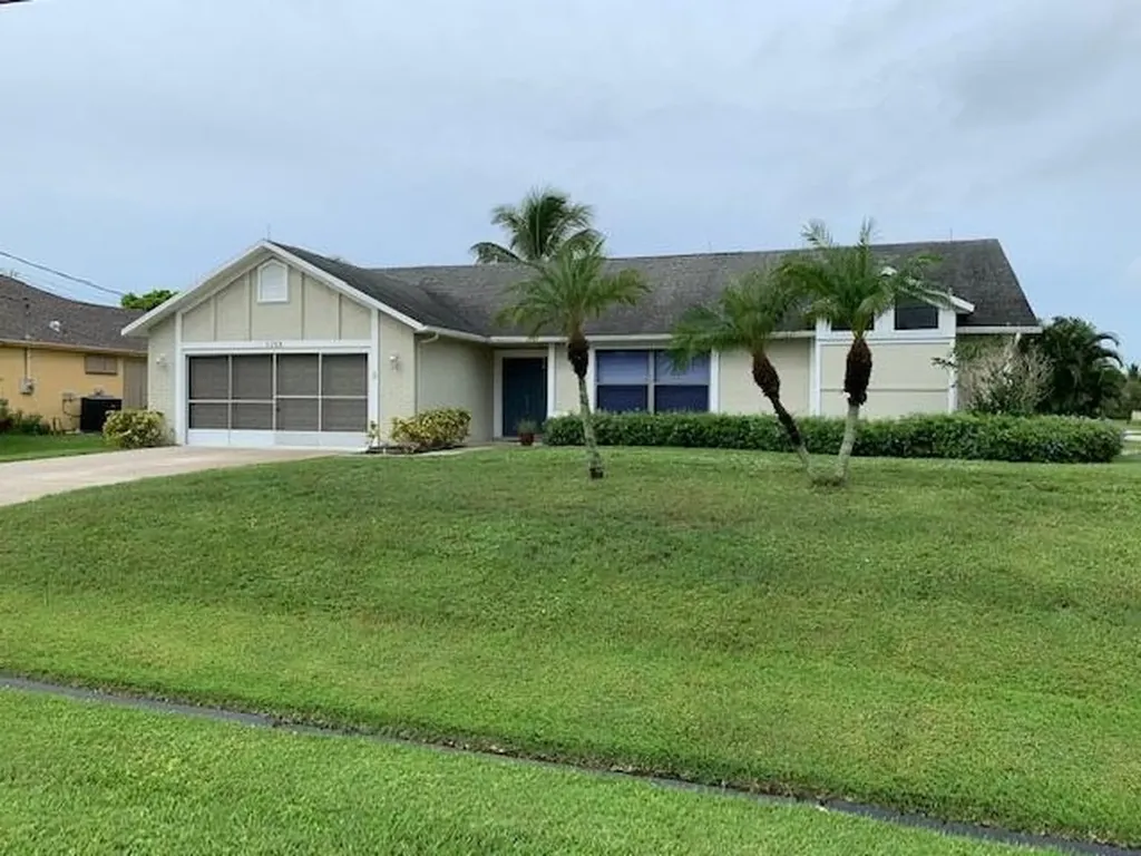 3265 SE Pinto Street Port St Lucie FL 34984