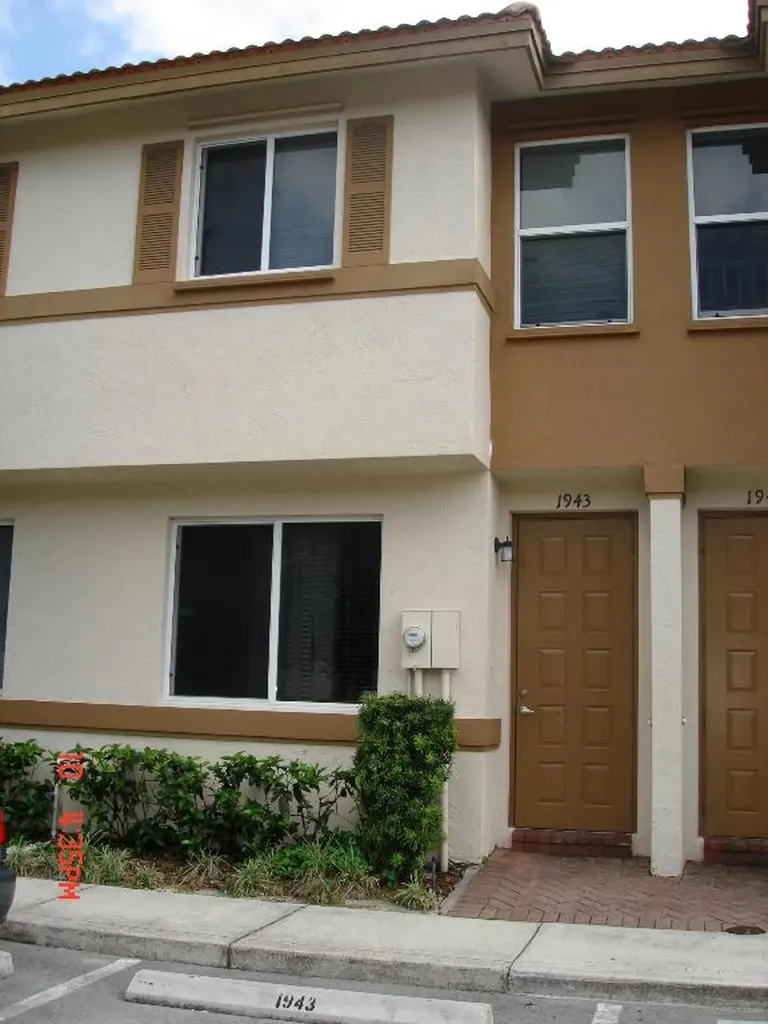1943 Gardenia Court Riviera Beach FL 33404
