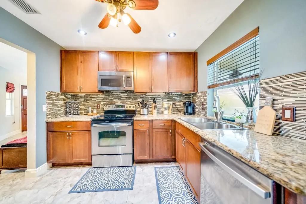741 NW 43rd Avenue Coconut Creek FL 33066