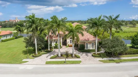 110 SE Rio Angelica Port St Lucie FL 34984