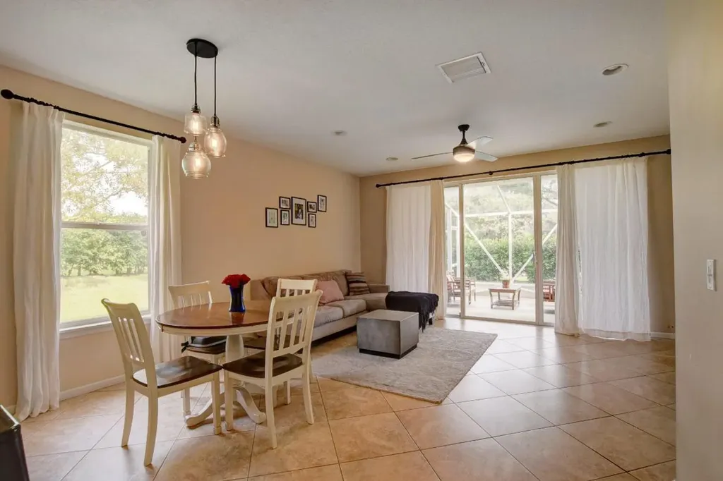 9995 Porta Leona Lane Boynton Beach FL 33472