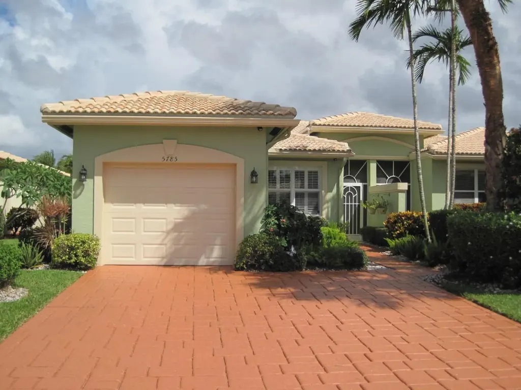 5785 Island Reach Lane Boynton Beach FL 33437