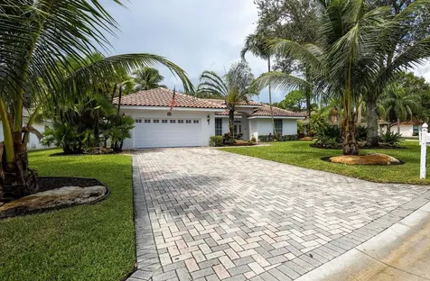 120 Private Place Greenacres FL 33413