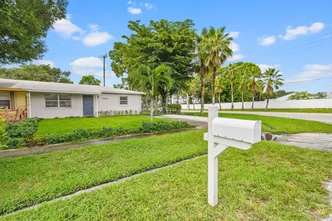 5990 S 38th Court Greenacres FL 33463