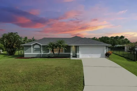 4265 SW Winslow Street Port St Lucie FL 34953