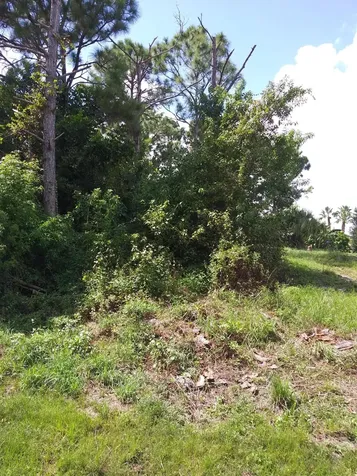 6213 NW West Deville Circle Port St Lucie FL 34986