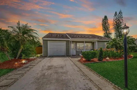 7722 Blairwood Circle S Lake Worth FL 33467