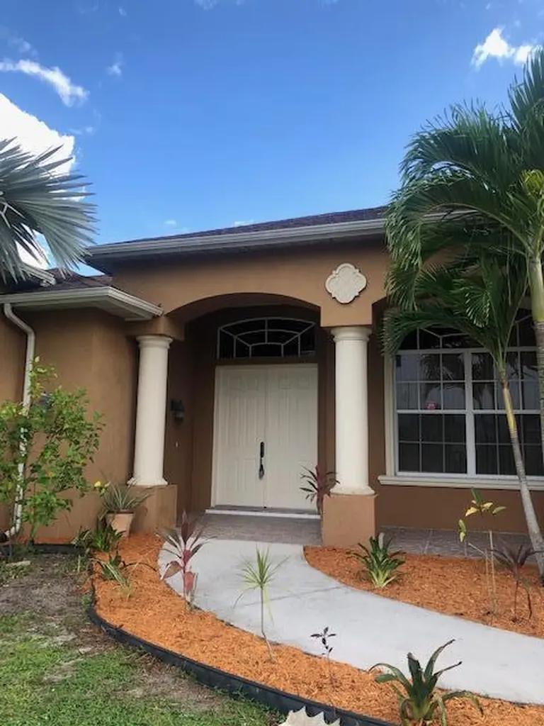 242 SW Elderberry Drive Port St Lucie FL 34953