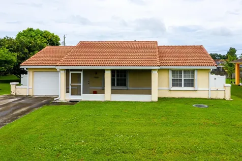 5020 NW Erskin Terrace Port St Lucie FL 34983