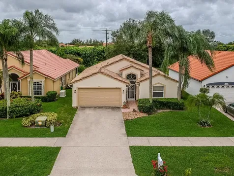 7846 Stirling Bridge Boulevard S Delray Beach FL 33446