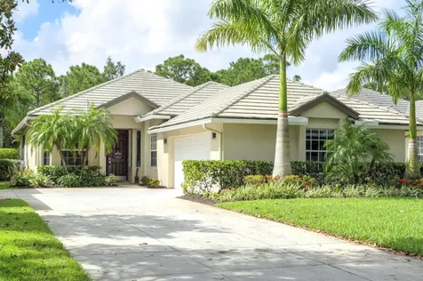 9425 Poinciana Court Fort Pierce FL 34951