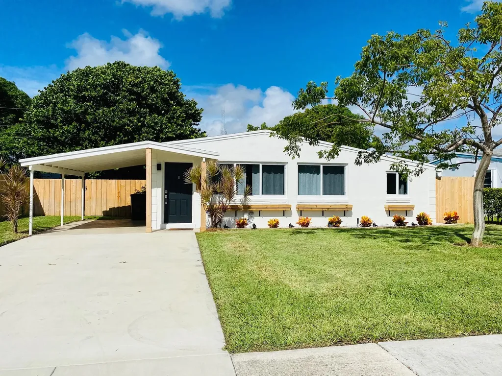 418 SW 14th Avenue Delray Beach FL 33444