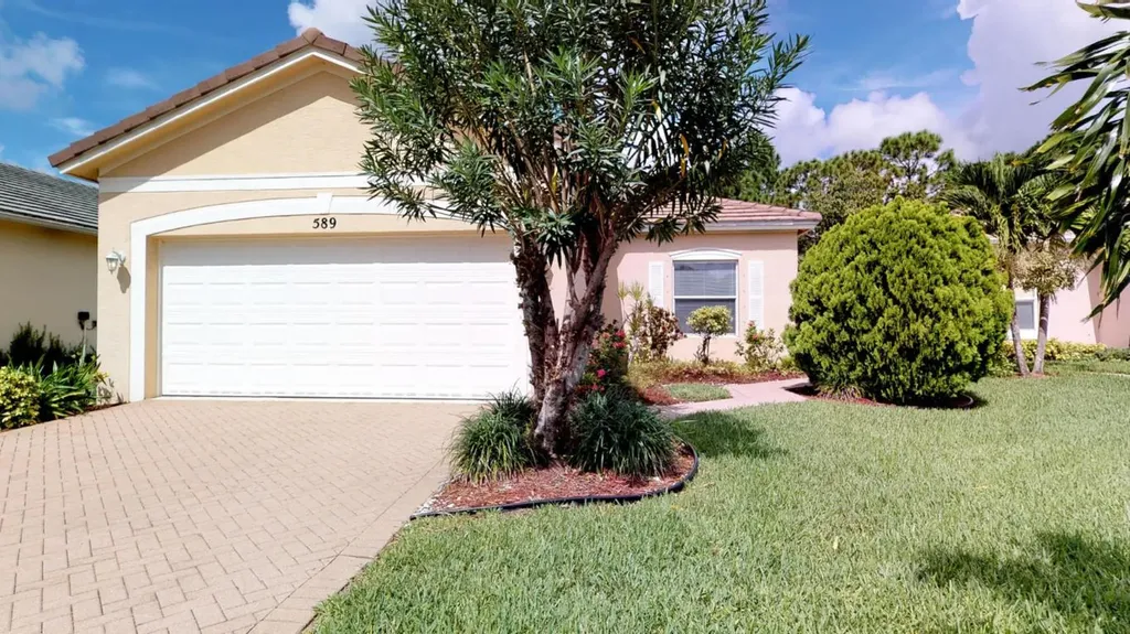 589 SW Indian Key Drive Port St Lucie FL 34986