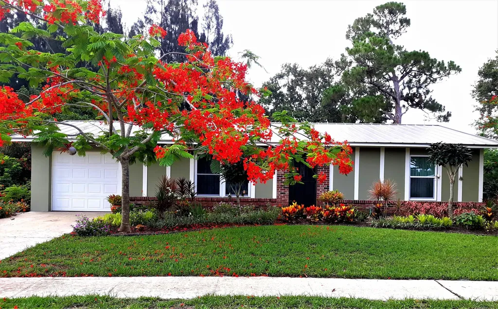 119 NE Bracken Road Port St Lucie FL 34983