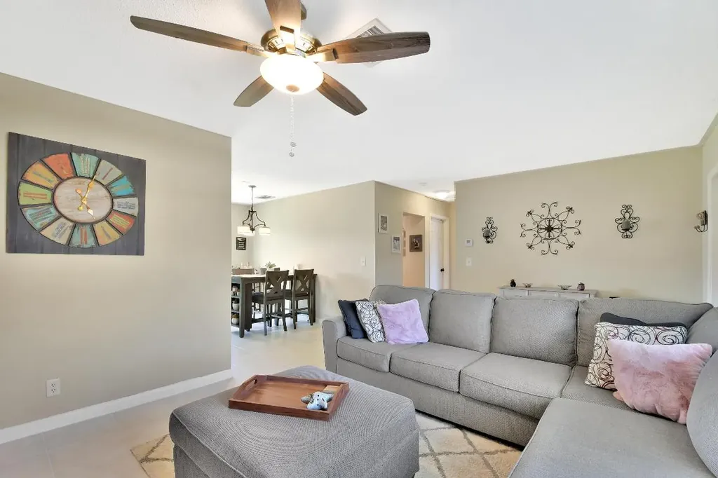 9612 Wyoming Court Boca Raton FL 33434