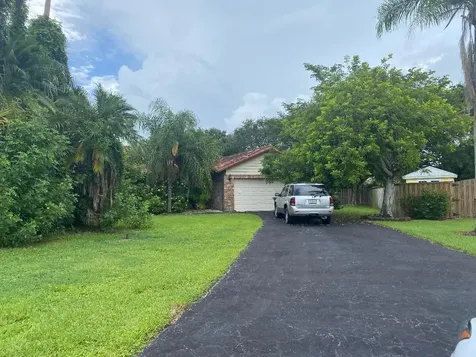 559 NW 108th Avenue Coral Springs FL 33071