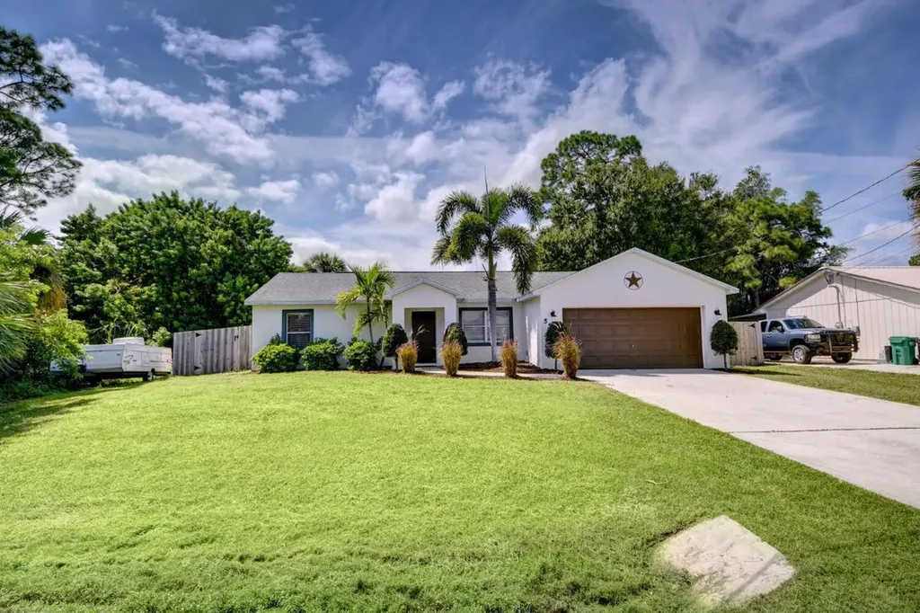 5505 Hickory Drive Fort Pierce FL 34982