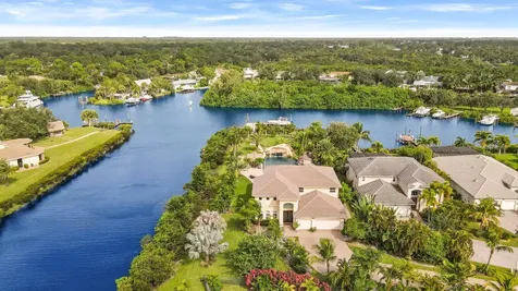7200 SW Harbor Cove Drive Stuart FL 34997
