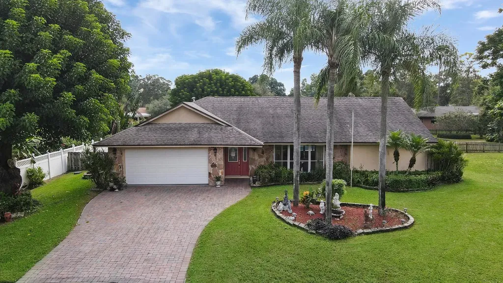 146 Jamboree Court Wellington FL 33414