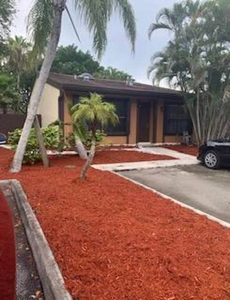 2270 Yucca Avenue Pembroke Pines FL 33026