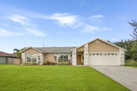 1944 SW Beard Street Port St Lucie FL 34953