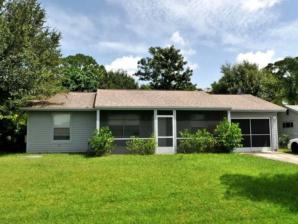 481 SW Todd Avenue Port St Lucie FL 34983