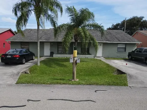 4660 SE Salvatori Road Stuart FL 34997