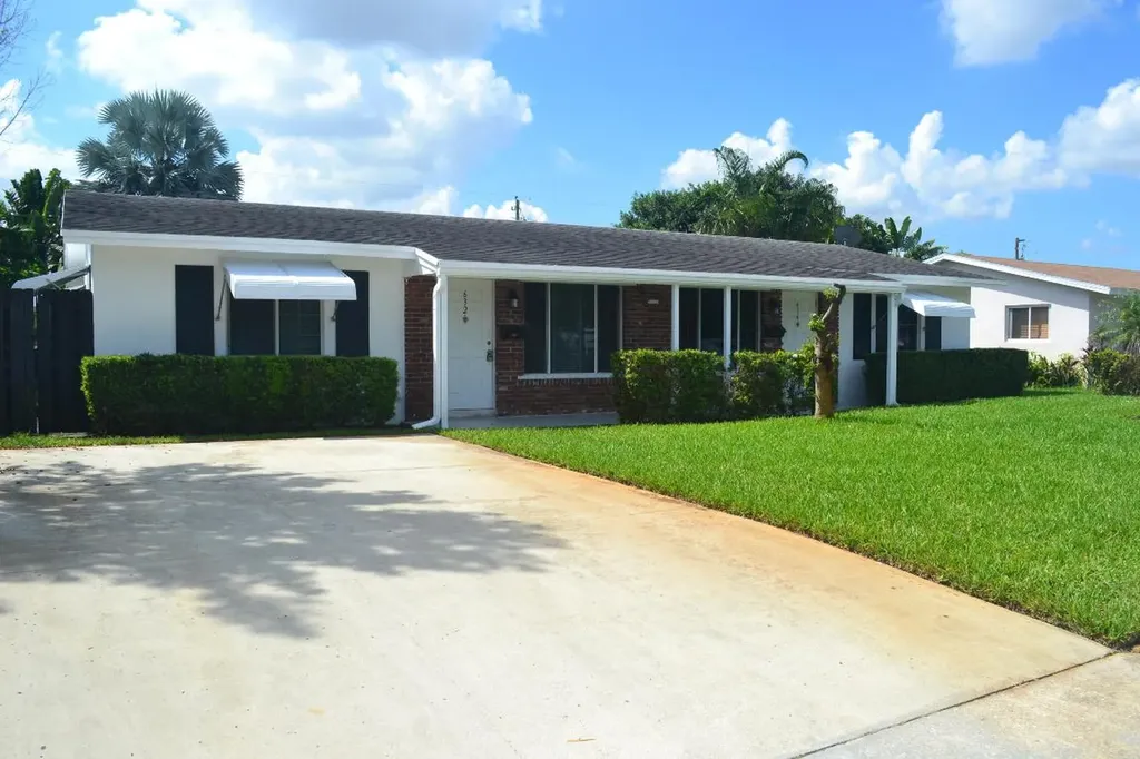632-636 W Oakland Park Boulevard Wilton Manors FL 33311