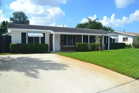 632-636 W Oakland Park Boulevard Wilton Manors FL 33311