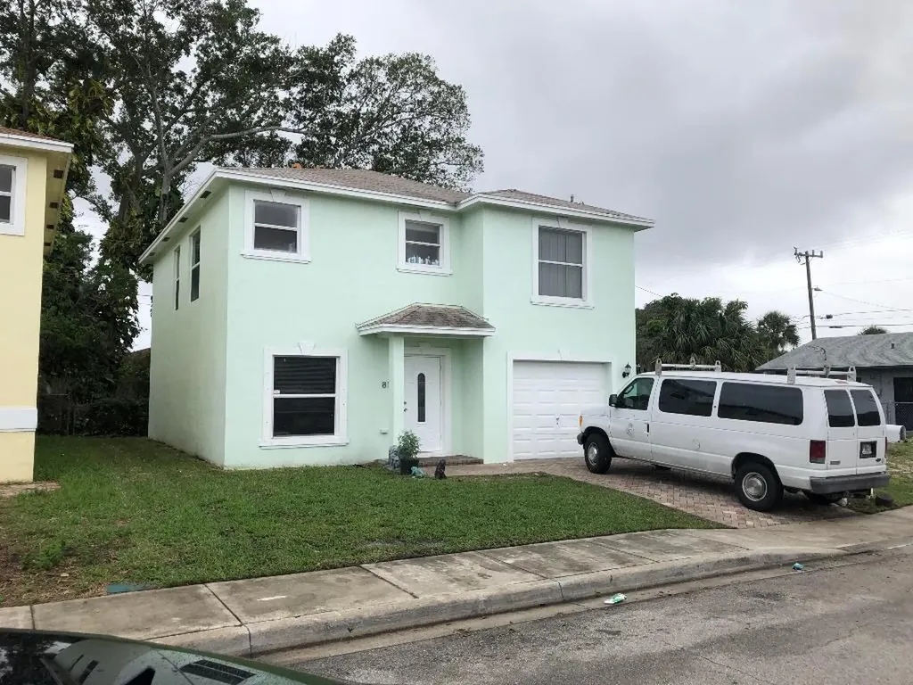 817 Latona Avenue Lake Worth Beach FL 33460