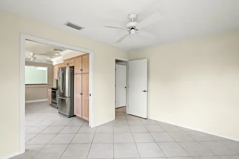 9066 SE Harbor Island Way Hobe Sound FL 33455