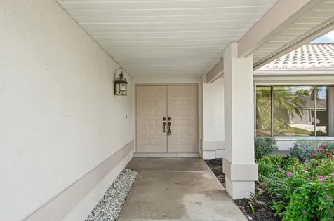 9066 SE Harbor Island Way Hobe Sound FL 33455