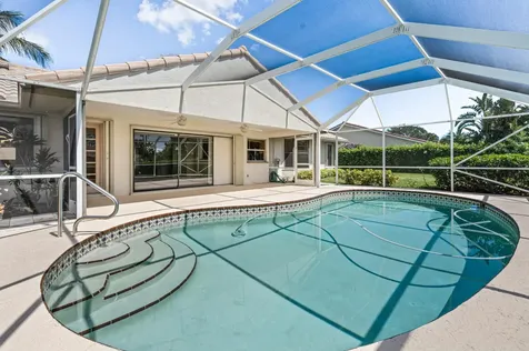 9066 SE Harbor Island Way Hobe Sound FL 33455