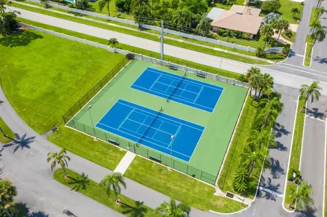 9066 SE Harbor Island Way Hobe Sound FL 33455