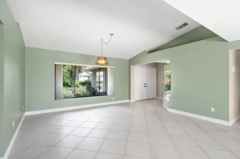 9066 SE Harbor Island Way Hobe Sound FL 33455
