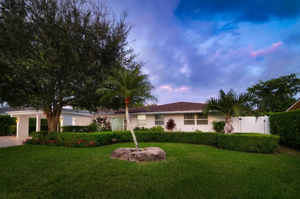 304 NW 12th Avenue Boca Raton FL 33486