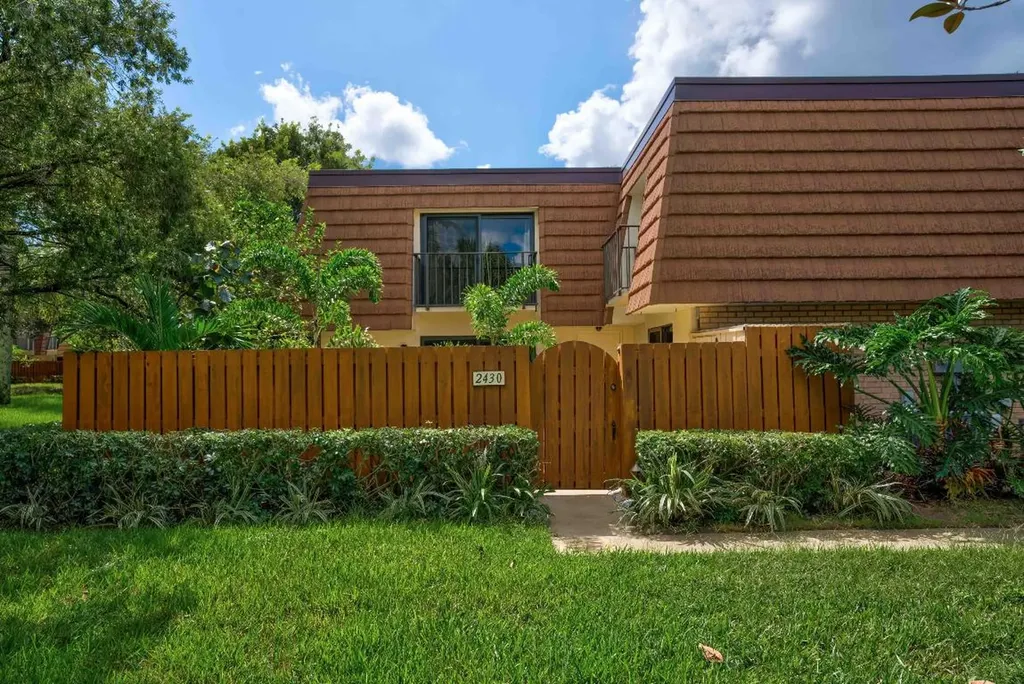 2430 24th Court Jupiter FL 33477
