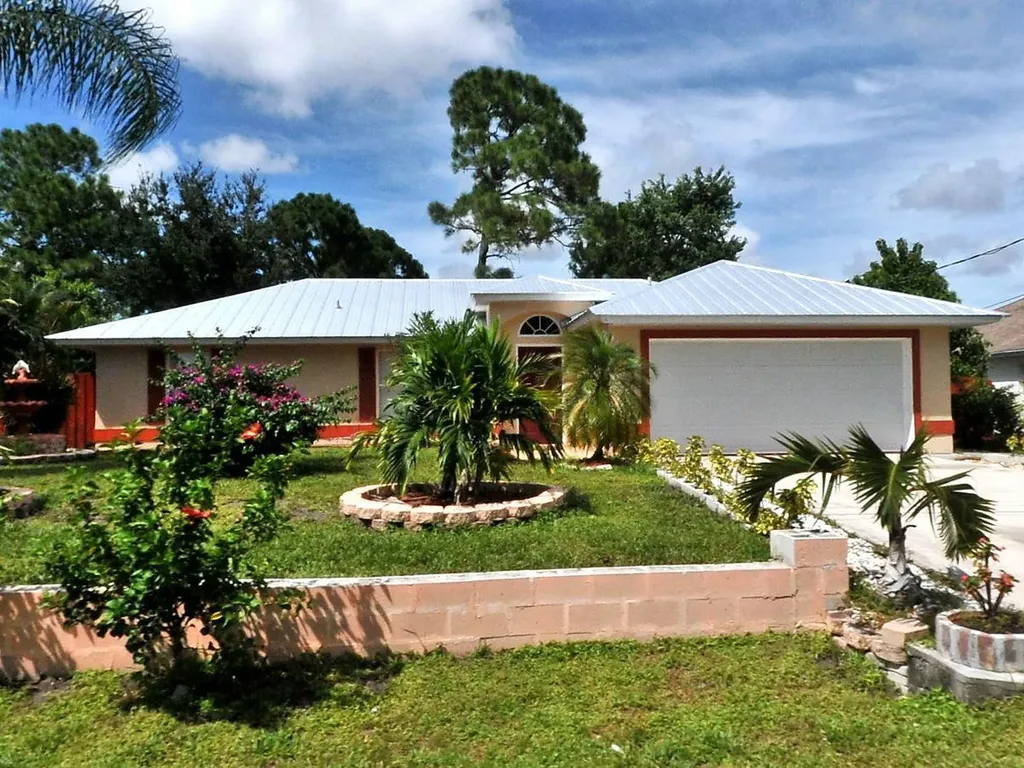1831 SW Fears Avenue Port St Lucie FL 34953