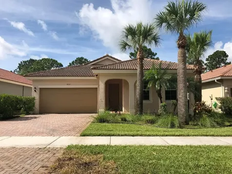 1832 SW Jamesport Drive Port St Lucie FL 34953