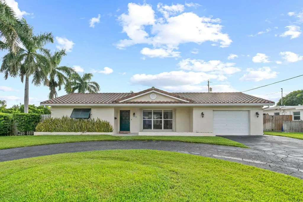 2798 NE 26th Terrace Boca Raton FL 33431