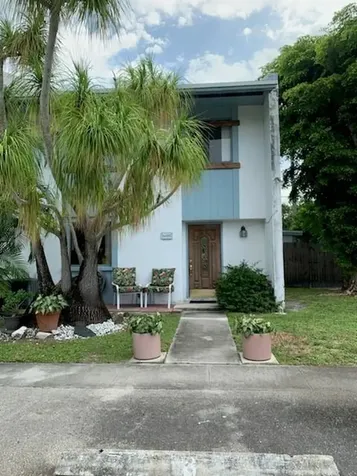 3648 Pinehurst Drive Lake Worth FL 33467