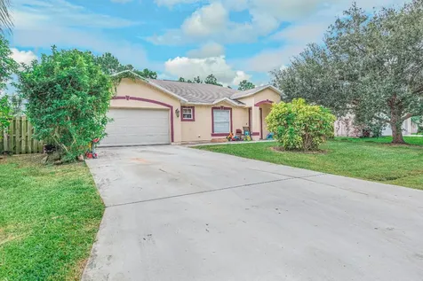 156 SW Grimaldo Terrace Port St Lucie FL 34984