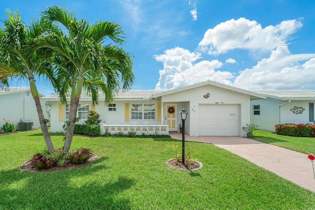 812 SW 7th Avenue Boynton Beach FL 33426