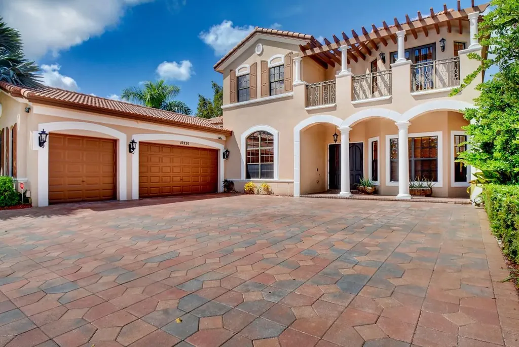 10220 Majestic Trail Parkland FL 33076