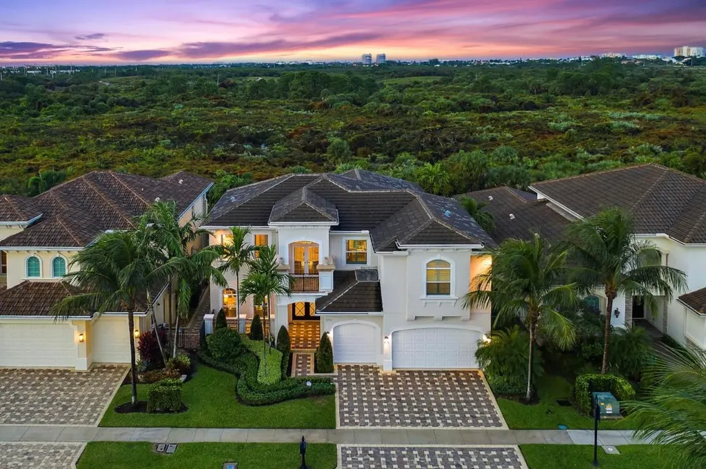 1713 W Hemingway Drive Juno Beach FL 33408