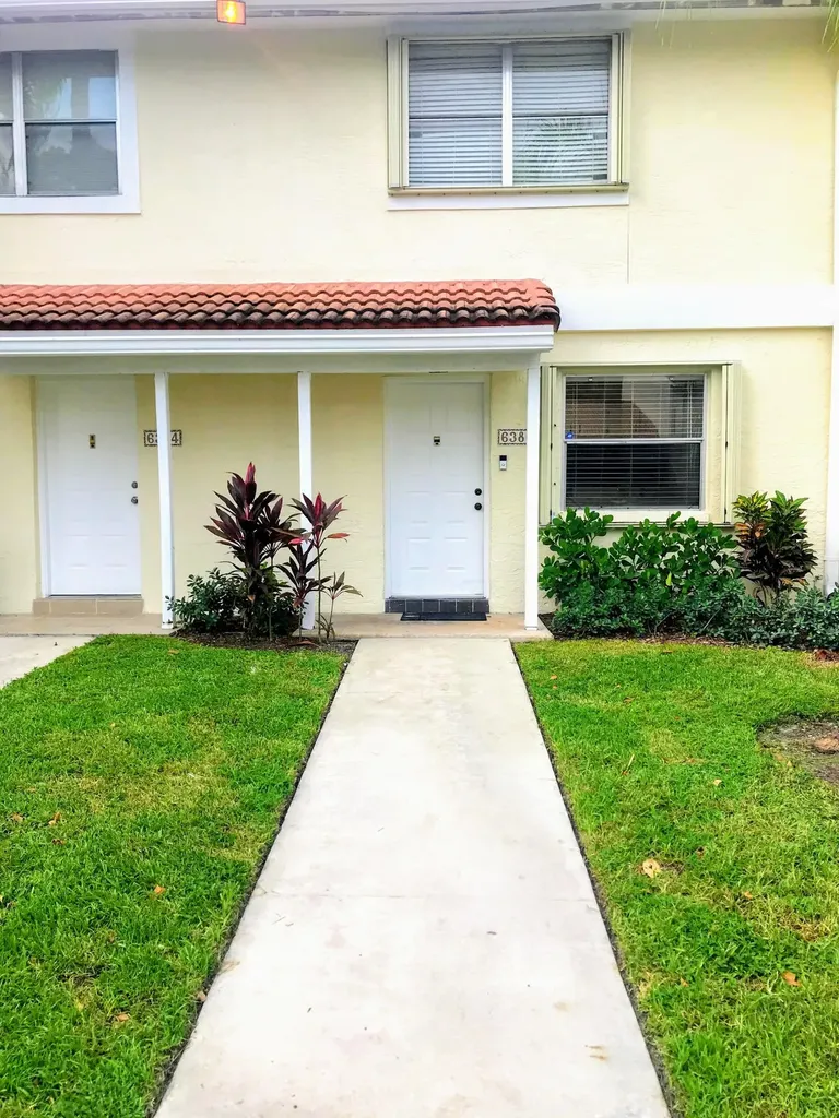 6386 Boca Circle Boca Raton FL 33433