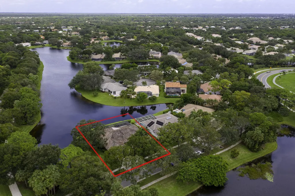 18439 Lake Bend Drive Jupiter FL 33458