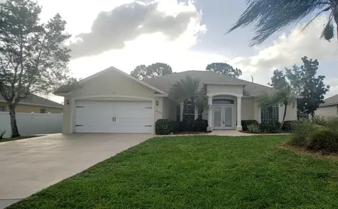 2758 SW Savona Boulevard Port St Lucie FL 34953