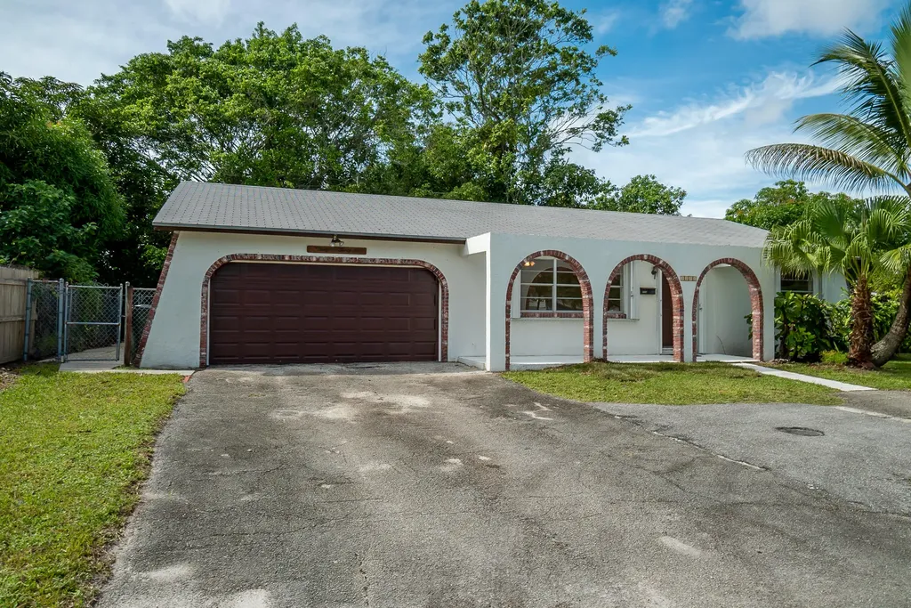 3536 Avenue Montresor Delray Beach FL 33445