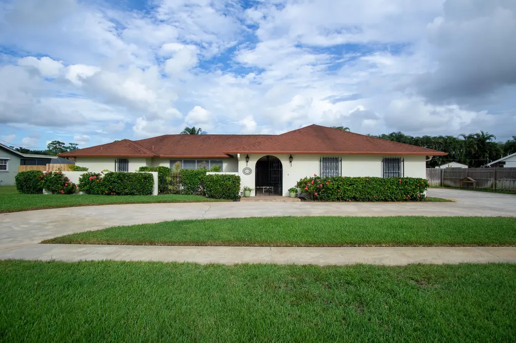 3176 Medinah Circle W Lake Worth FL 33467